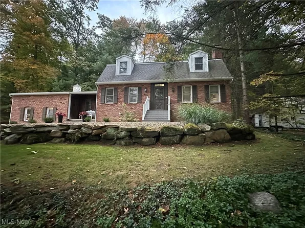 12865 Rockhaven Rd, Chesterland, OH 44026