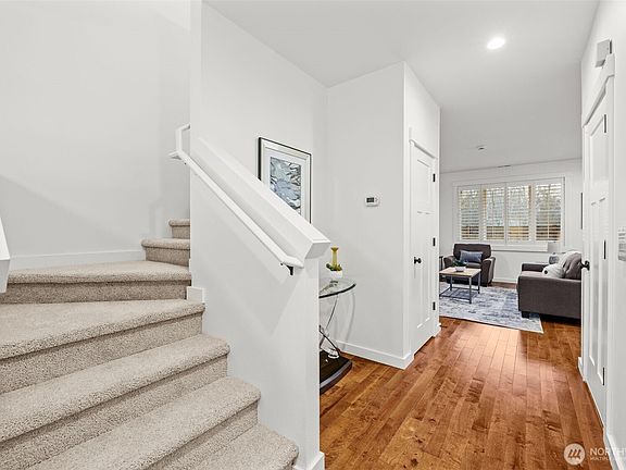 4th image of 1832 146th Place SW