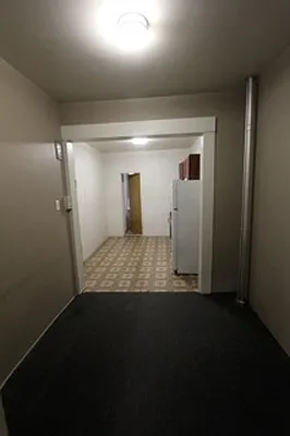 Rented by Robyn Lee, LREB | media 18