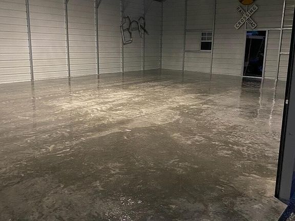 3rd image of 181 Braun St
