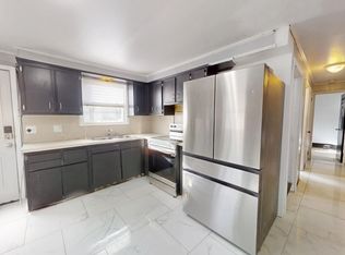 3 Dickerson Rd, Lake Hopatcong, NJ 07849