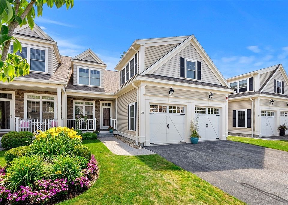 1st image of 22 Fairway Dr #22