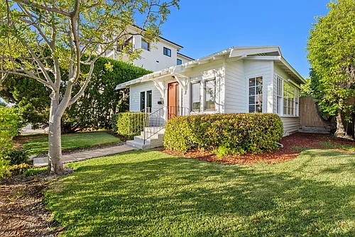 414 Cypress Dr Photo 1