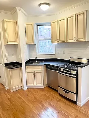 Rented by Compass | media 10