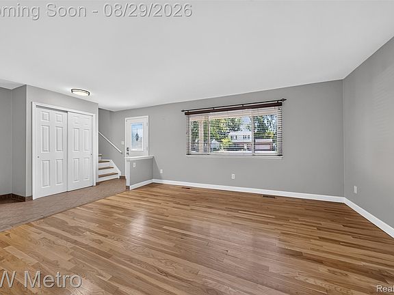 3rd image of 9312 Elaine Ct