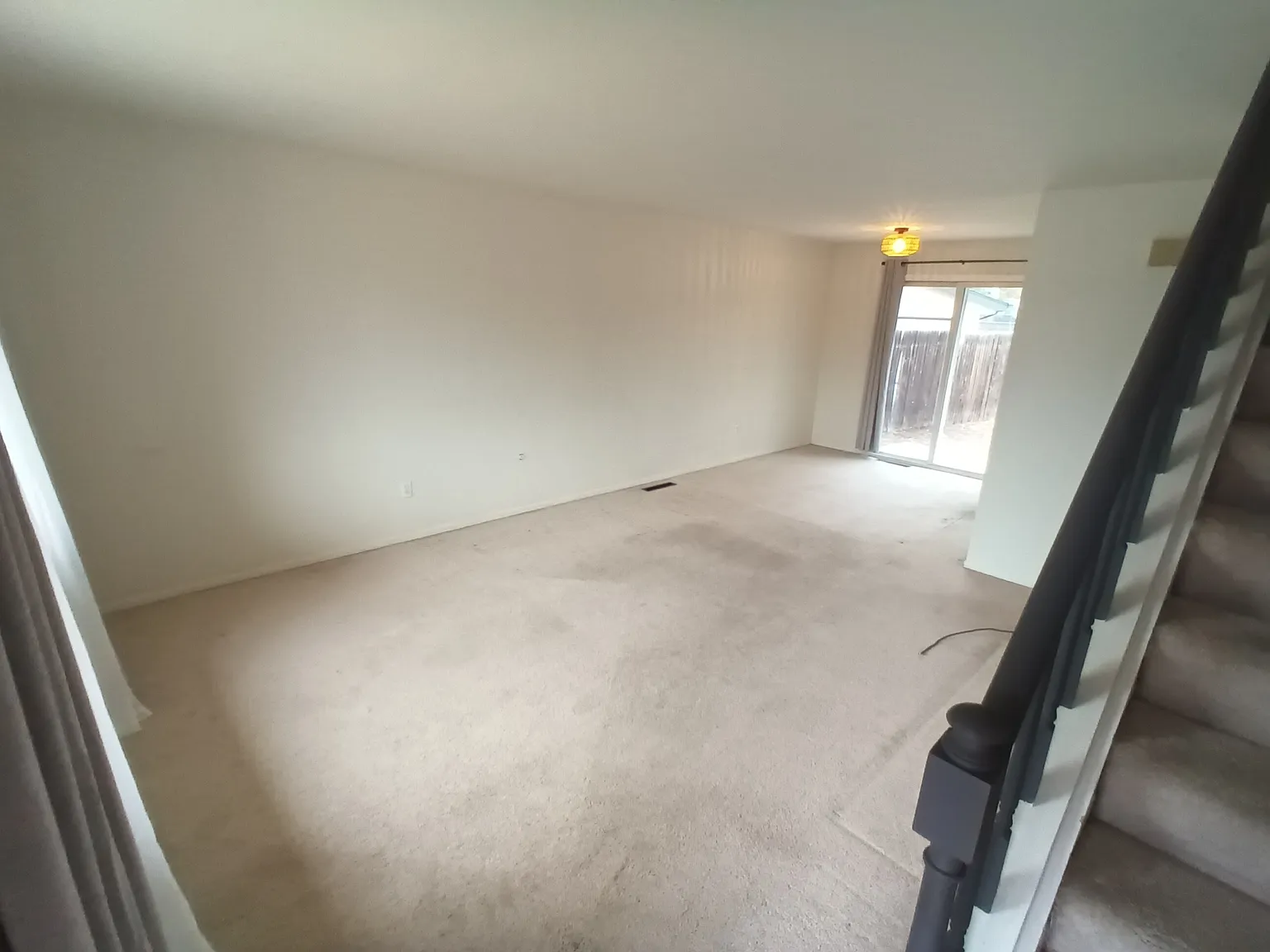 2 bed, 1.5 bath, 972 sqft, $1,715 — Photo 3