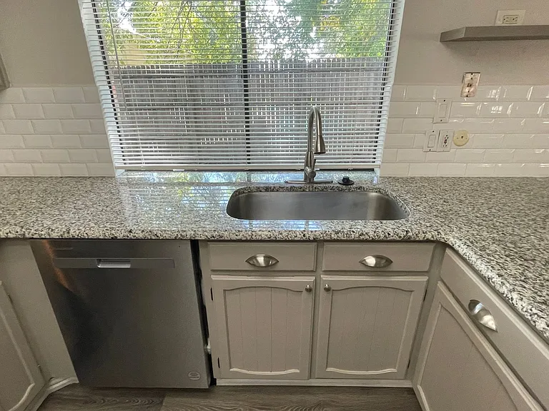 3201 Willow Bnd — Photo 11