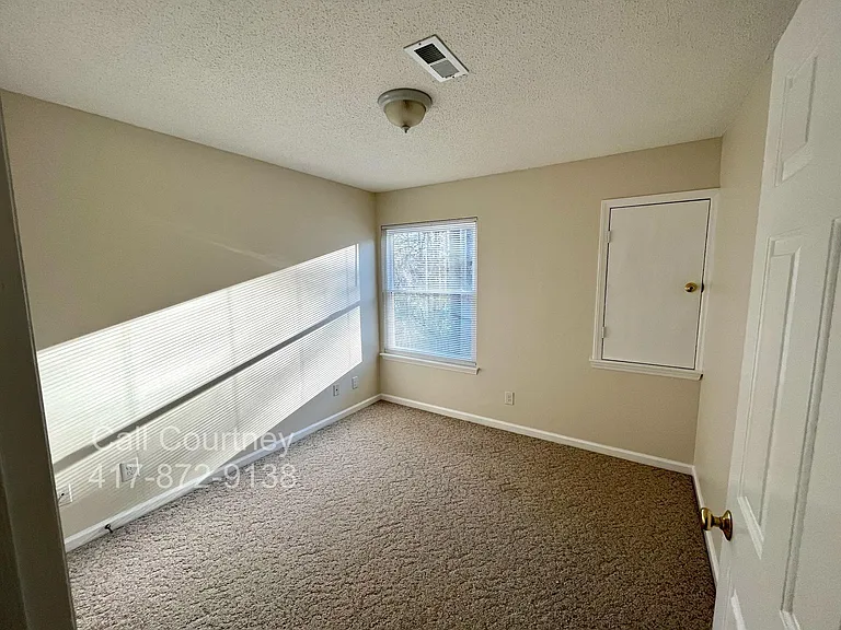 3607-20 McCuiston Rd — Photo 9