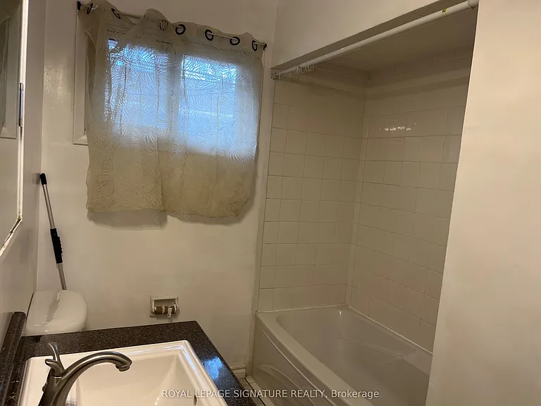 23 Allanford Rd — Photo 15