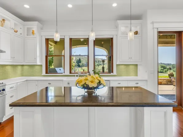 3751 Clubhouse Ct, Rocklin, CA 95765