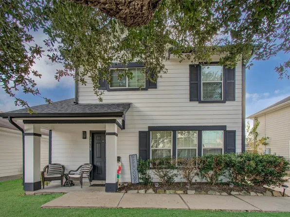 19719 Hidden Shadow Ln, Cypress, TX 77433