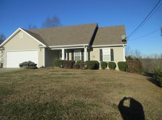 405 Trappers Ridge Ct, Vine Grove, KY 40175