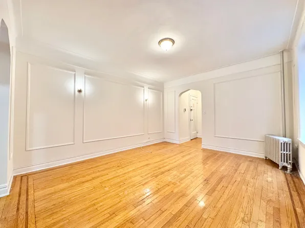 25-20 42nd Street image 3 of 10