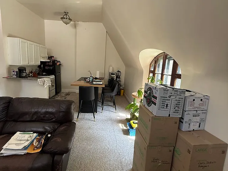 1436 N Astor St #103 — Photo 3