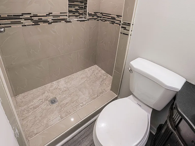 14 Luffing Ct — Photo 33
