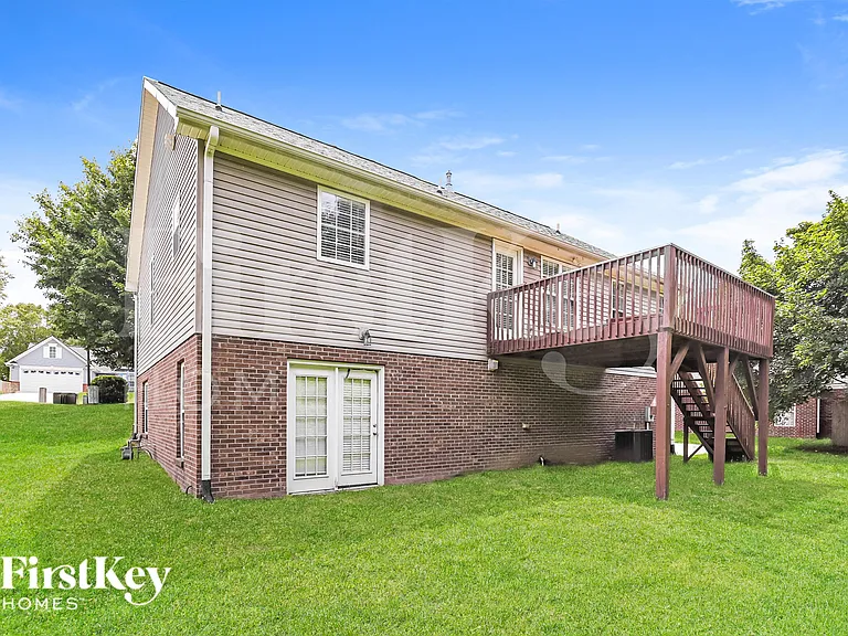 6111 Tory Ct — Photo 17