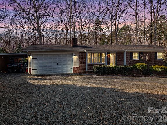 2nd image of 127 Possum Rd