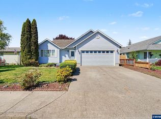 740 SE Lacey St, Sheridan, OR 97378