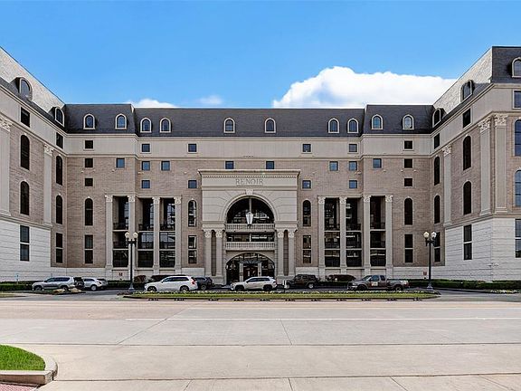 2nd image of 1005 S Shepherd Dr APT 301
