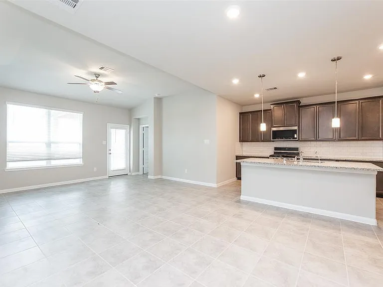 1230 Glendora Dr — Photo 7