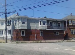 35 Silver Lake Ave, Providence, RI 02909