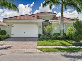 3892 King Williams St, Fort Myers, FL 33916