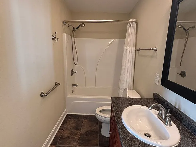 859 Wells Rd — Photo 16