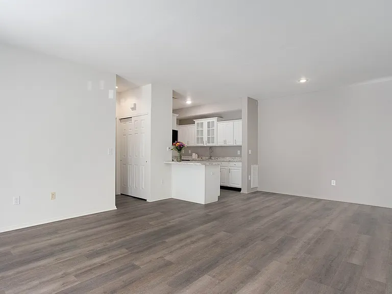 Summerhill Estates Apartments — Photo 5