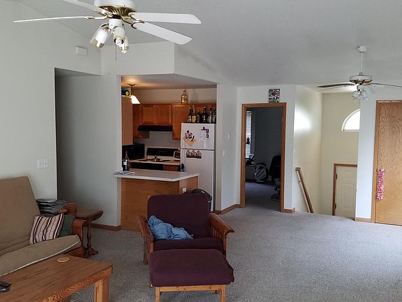 Upstairs living room, dining area, kitchen