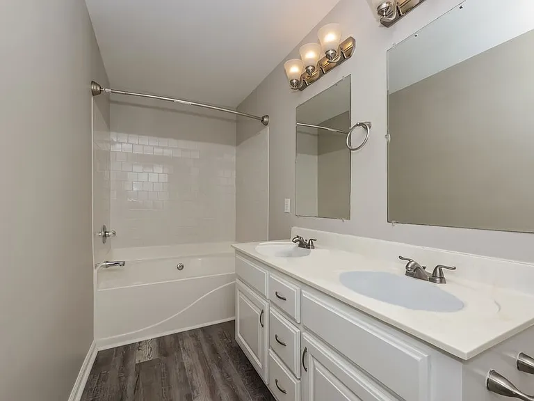 2920 Bragg Ct — Photo 16