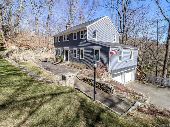 62 Fulling Mill Lane, Ridgefield, CT 06877