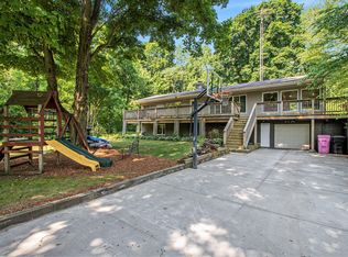 6226 Harrison St, Coloma, MI 49038