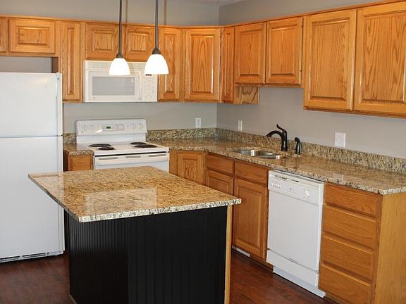 Kitchen - Main Level