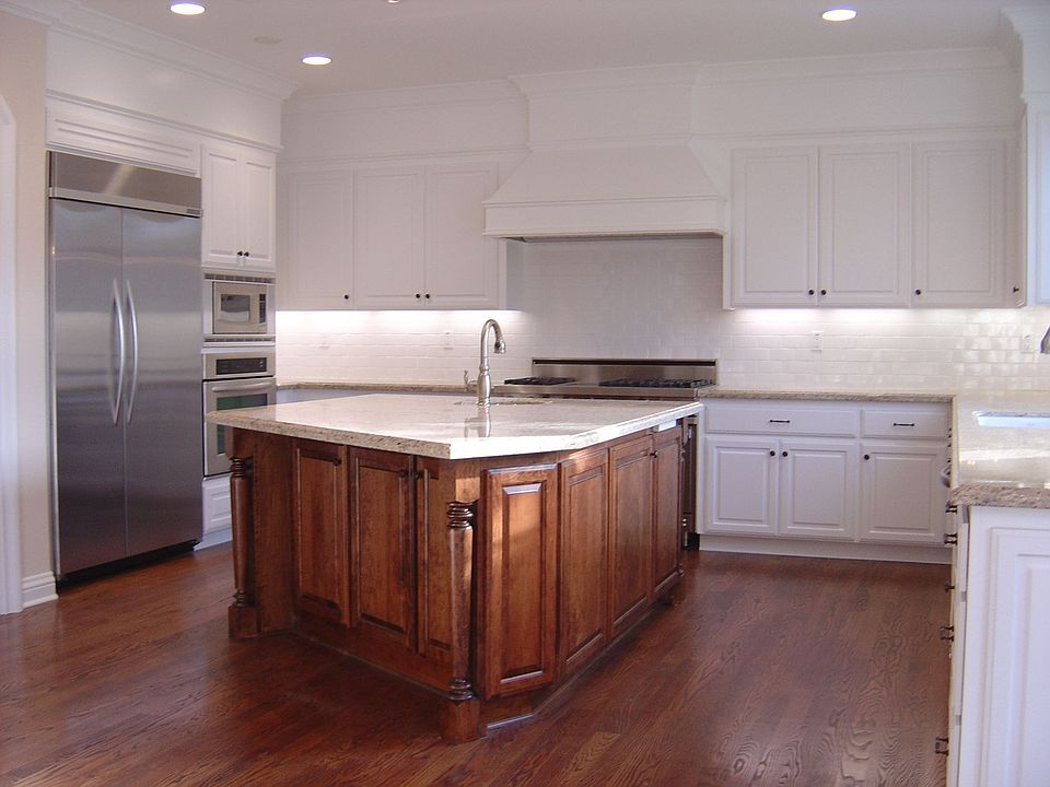 2nd image of 31 Sanford Ln