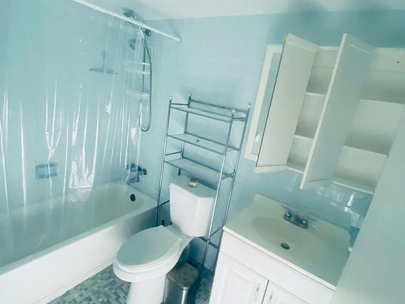 5th image of 10901 N Kendall Dr #201