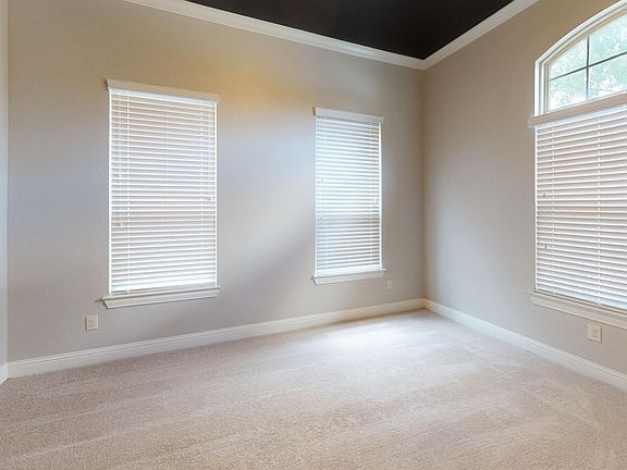 2nd image of 10209 Blackberry St