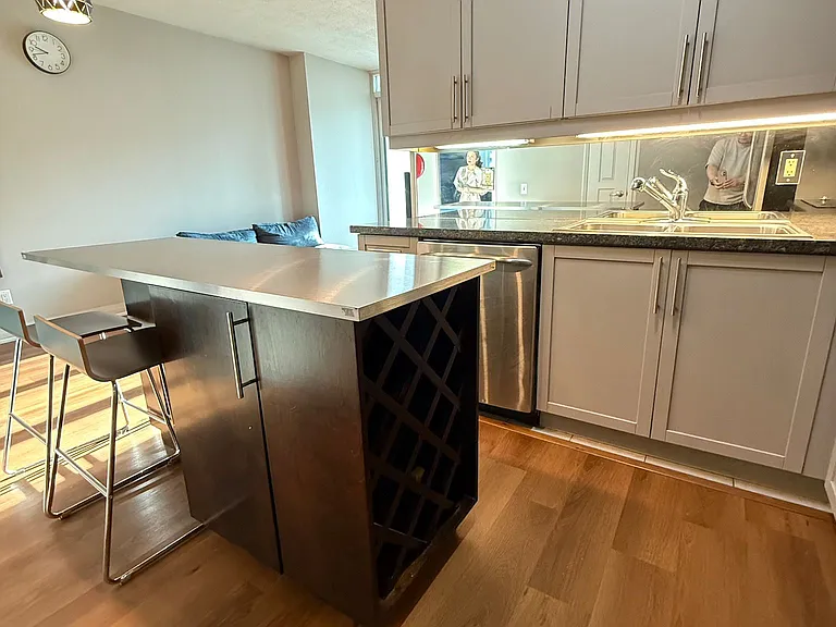 1121 Bay St #1701 — Photo 19