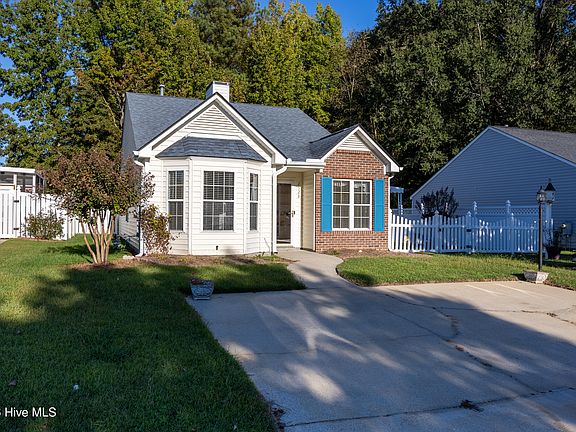 2nd image of 2523 Crystal Drive SW