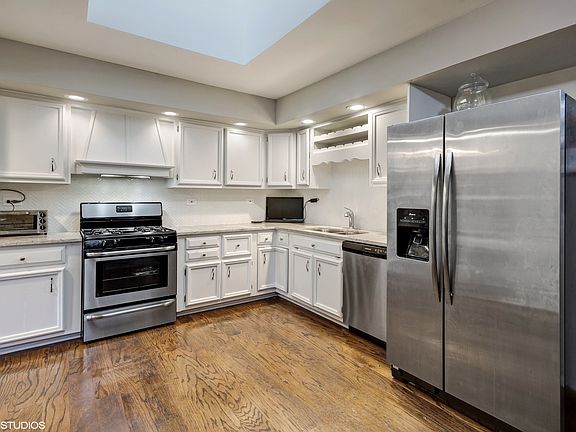 3rd image of 25223 W Willow Dr