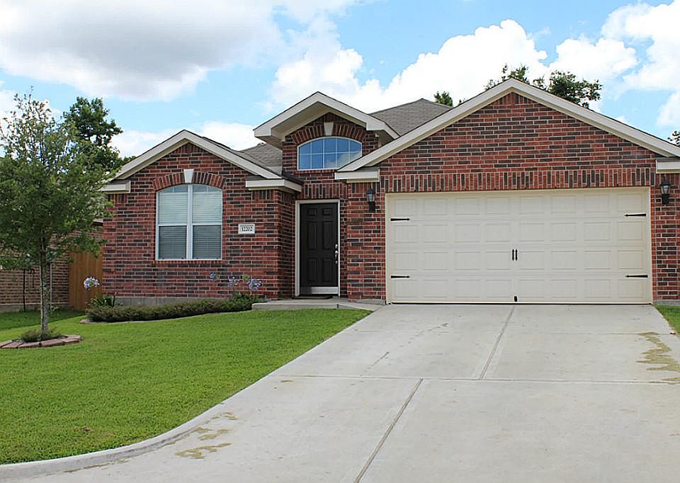 1st image of 12202 Estelle Ln