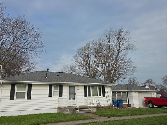 3rd image of 3408 Ashland Ave