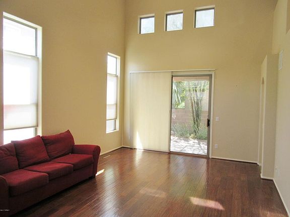 4th image of 4025 N Star Park Pl