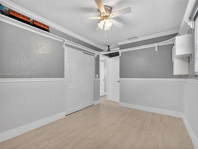 217 SW 5th St — Photo 9