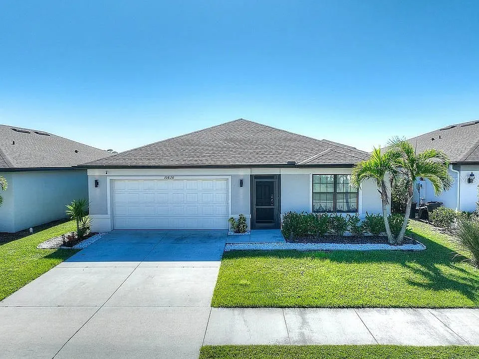 4 bed, 2.0 bath, 1850 sqft, $2,350 — Photo 1