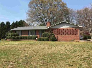 202 Stonehaven Dr, Anderson, SC 29625