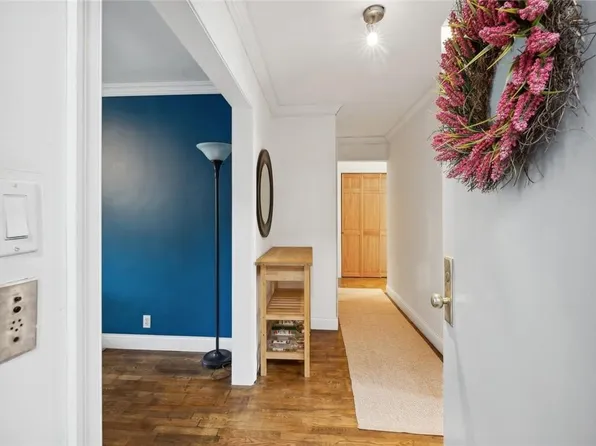 10 Leewood Circle #5R, Eastchester, NY 10709