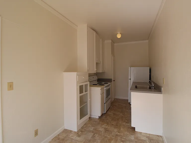 The Mediterranean Apartments — Photo 20