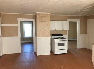 153 4th St #3, Leominster, MA 01453