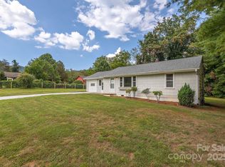 316 Old Haw Creek Rd, Asheville, NC 28805