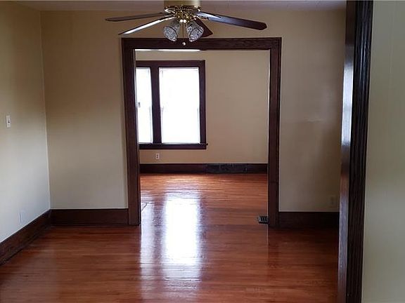 3rd image of 2621 Northland St